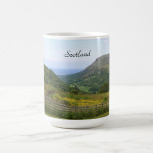 Schottland, schöne schottische Highlands, Ozean Kaffeetasse