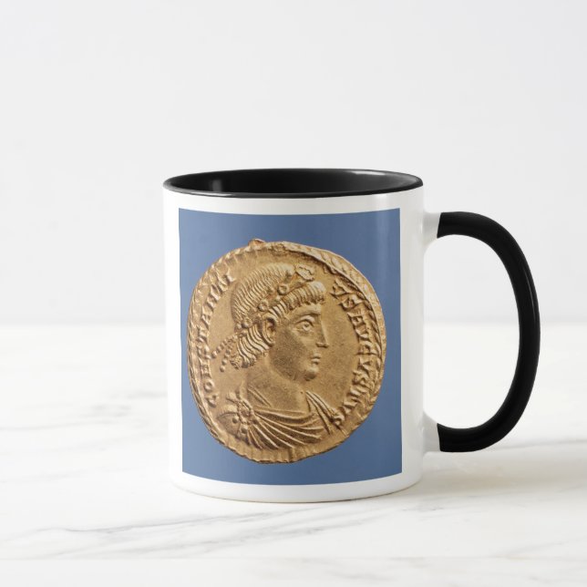 Schrägstrich von Constantinius II Tasse (Rechts)