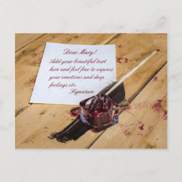 Schreibtisch, Quill und Papier individuell anpassb Postkarte