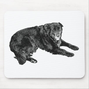 Schreibtischbegleiter und lächelnde Muse Mousepad