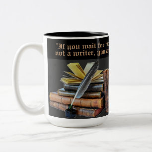 Schriftsteller-Zitat Bücher & Federkiel Zweifarbige Tasse