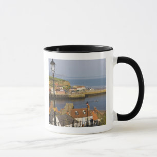 Schritte, die unten zu den Hafen, Whitby, Norden Tasse