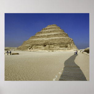 Schrittpyramide in Saqqara, eine der frühesten Poster