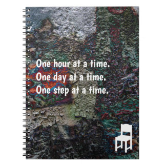 Schrittweise Zeitschrift Notizblock