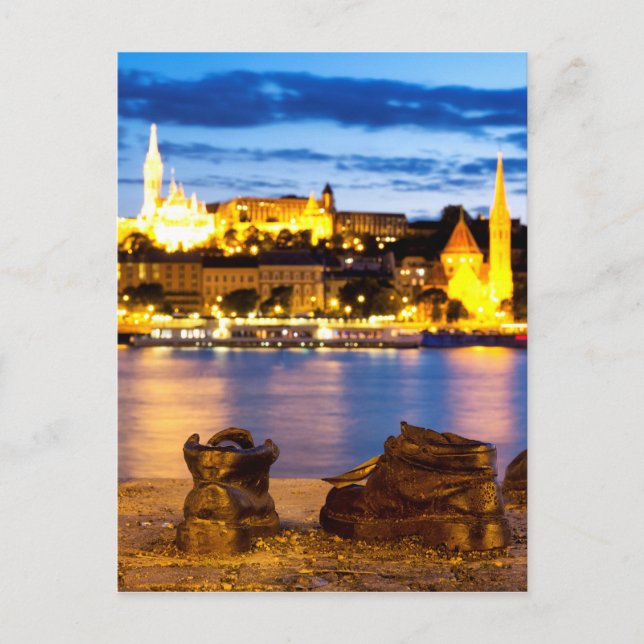 Schuhe an der Donau-Bank Postkarte (Vorderseite)