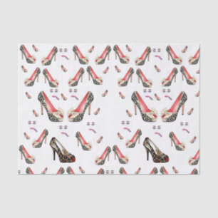 Schuhe aus dekorativem Papierpapier Seidenpapier