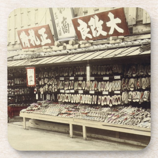 Schuhgeschäft in Kyoto, c.1890 (Hand-farbiges Untersetzer (Vorderseite)