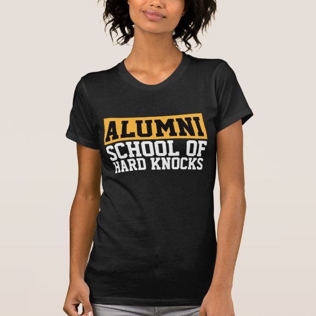 SCHULE DER HARTEN KNOCKS ALUMNI T - SHIRT (Vorderseite)