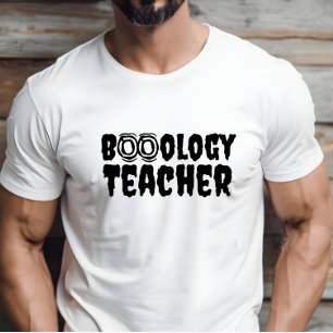 Schulhalloween Boolehrer lila Typografie T-Shirt