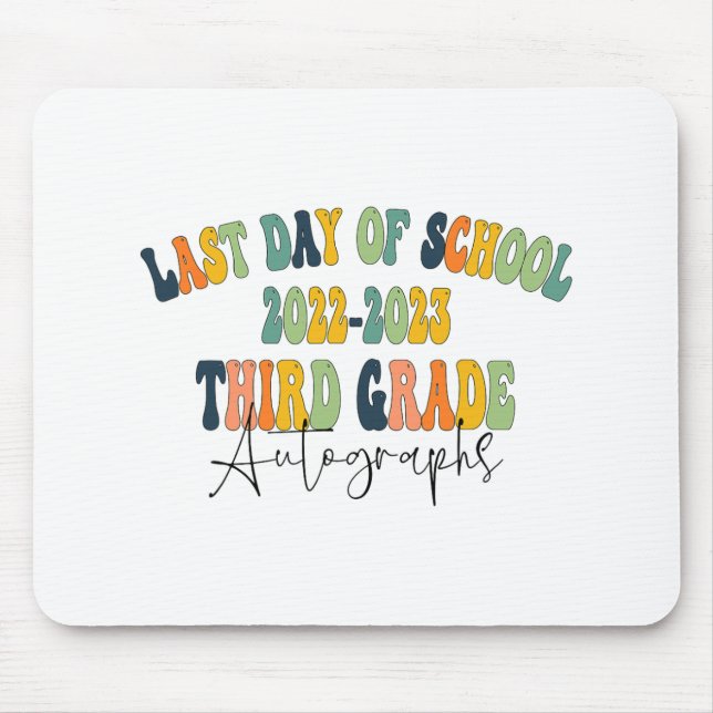 Schultag 3. Grade Autographs 2023 Mousepad (Vorne)