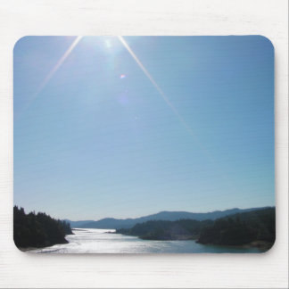 Schurken- Fluss Mousepad