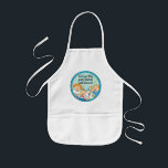 Schürze Children Zeevie and Friends for Hanukkah B<br><div class="desc">Eine Hanukkah blau, Kinderbar Schürze. Diese "Zeevie and Friends" Schürze ist ein wunderbares Geschenk für jedes Kind dieser Chanukah. Nutzen Sie es zum Backen, zum Handwerk oder zum Spielen, um einen Kindertag zu machen! Personalisieren Sie, indem Sie Text löschen und Ihre eigenen hinzufügen. Wählen Sie Ihren bevorzugten Schriftart Stil, Farbe...</div>
