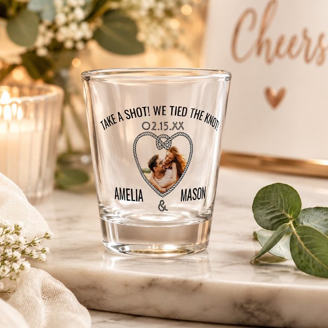 Schuss, den wir dem Knoten geben Schnapsglas (Take a Shot We Tied the Knot Photo Shot Glass)