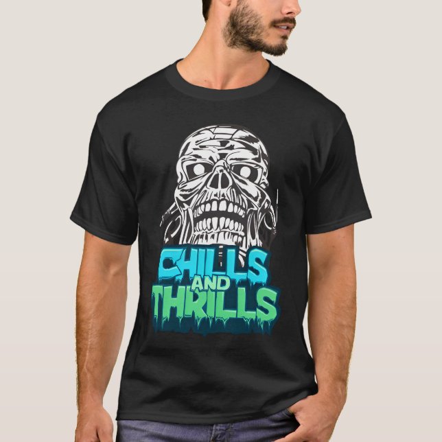 Schüttelfrost und Thrills Skull Graphic Halloween  T-Shirt (Vorderseite)
