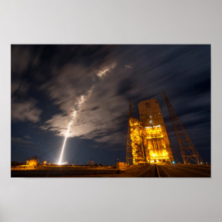 Schutz des Cygnus-Frachtschiffs bei der Mission be Poster