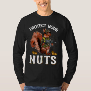 Schützen Sie Ihre Nüsse Coole Eichhörnchen-Jäger- T-Shirt