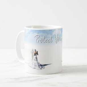 Schützen Sie Ihren Frieden. Hübsche Wüstenfrau Kaffeetasse