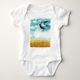 Schwalben über einem Weizenfeld Illustration Baby Strampler