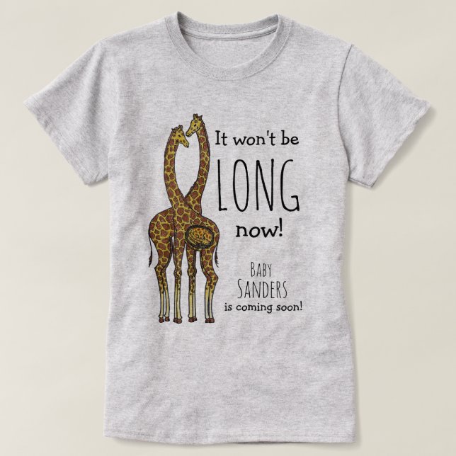 Schwanges Giraffenpaar mit individuellem Namen T-Shirt (Design vorne)