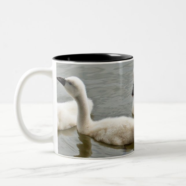 Schwanz Zweifarbige Tasse (Links)