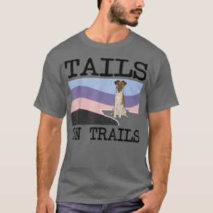 Schwänze von Smooth Fox Terrier auf Trails Funny D T-Shirt