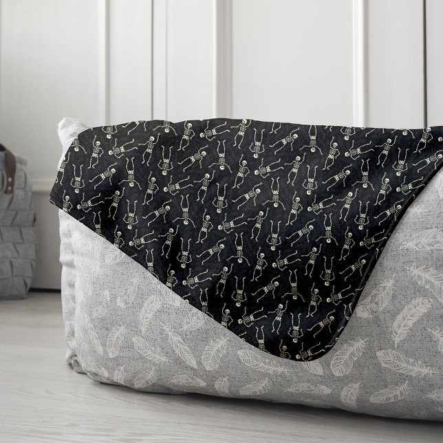 Schwarz-Beige Halloween-Skelettmuster Sherpadecke (Von Creator hochgeladen)