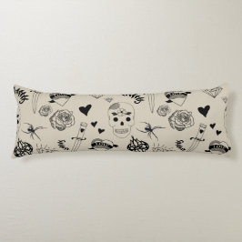 Schwarz & Beige Hand Dragezeichnetes Tattoo-Muster Seitenschläferkissen