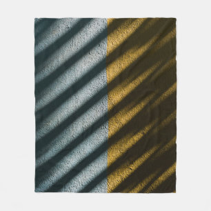 Schwarz-Braun-Streifen Fleecedecke