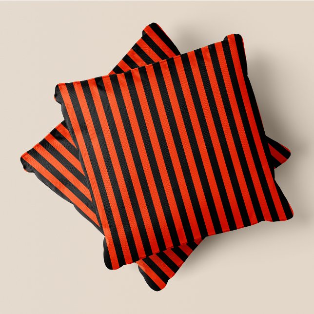 Schwarz-Dunkel-Orange-Streifen Kissen (Black & Dark Orange Stripes Throw Pillow)