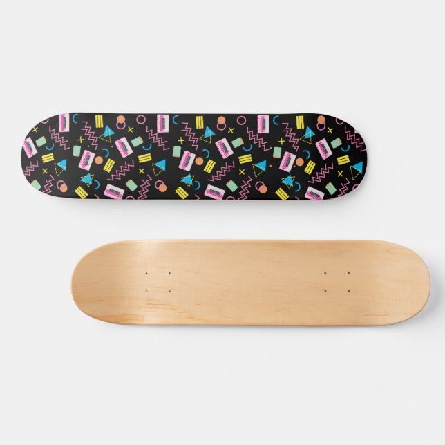 Schwarz farbenfrohe 80er Jahre Retro-Muster Skateboard (Horizontal)