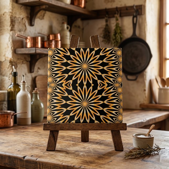 Schwarz-Gold-Arabesque-Kaleidoskopmosaik Fliese (Von Creator hochgeladen)