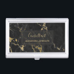 Schwarz-Gold-Marmor Trendy Modern Visitenkarten Dose<br><div class="desc">Minimalistischer Inhaber der Black and Gold Marble Visitenkarte mit goldgelber Hand mit eleganter Typografie für das Monogramm. Der trendige Black and Gold Marble Business Card Holder kann für jeden Beruf angepasst werden. Sollte der Beruf oder Namenstext nicht Ihren Bedürfnissen entsprechen,  wenden Sie sich bitte an den Designer.</div>