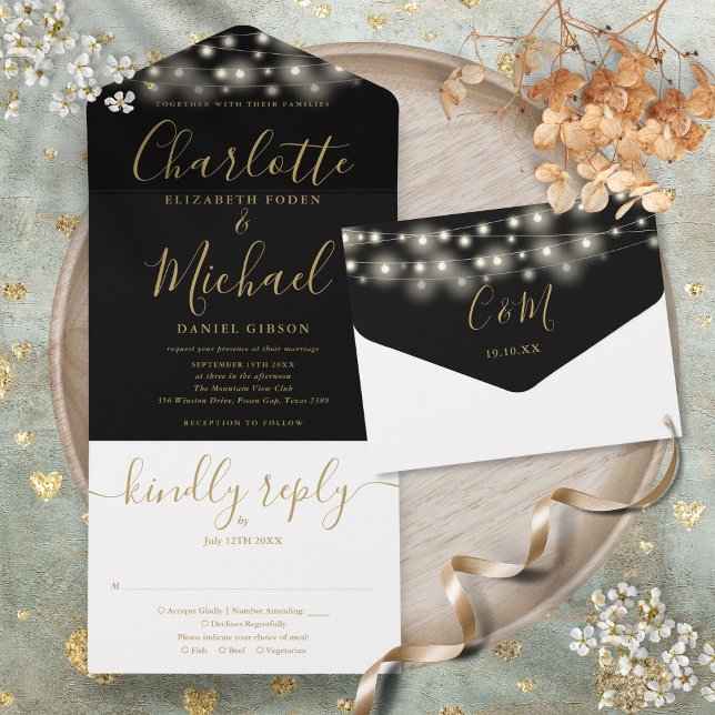Schwarz-Gold-String-Lichter Chic-Script-Hochzeit All In One Einladung (Black And Gold String Lights Chic Script Wedding All In One Invitation)