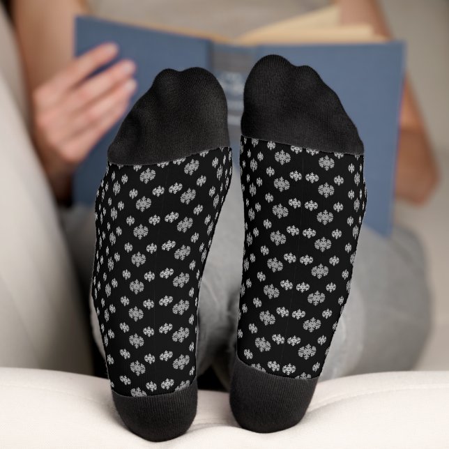 Schwarz-Grau-Schneeflocken Socken (Unterseite)