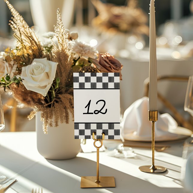 Schwarz lackierte Schachbrettmuster-Hochzeit Tischnummer (Von Creator hochgeladen)