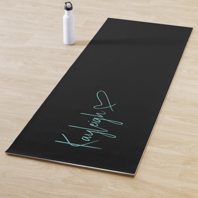 Schwarz-Mini-Skriptname mit Herz-Reversible Yogamatte (Beispiel)