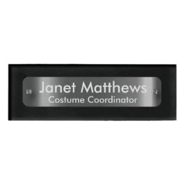 Schwarz mit dunklem Silberetikett - Personalisiert Namenschild