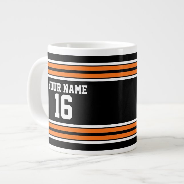 Schwarz mit Orange White Stripes Team Jersey Jumbo-Tasse (Vorderseite Links)