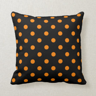 Schwarz mit orangen Punkten Kissen