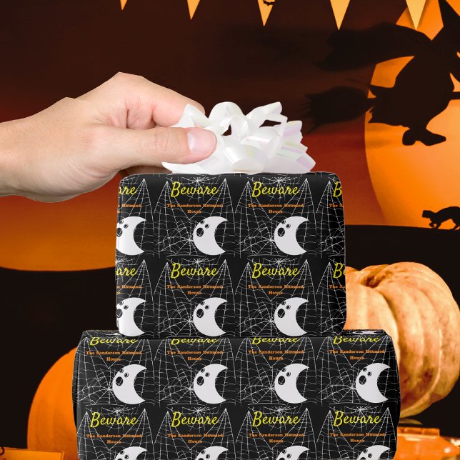 Schwarz mit White Spider Webs und niedliches Moder Geschenkpapier (Von Creator hochgeladen)