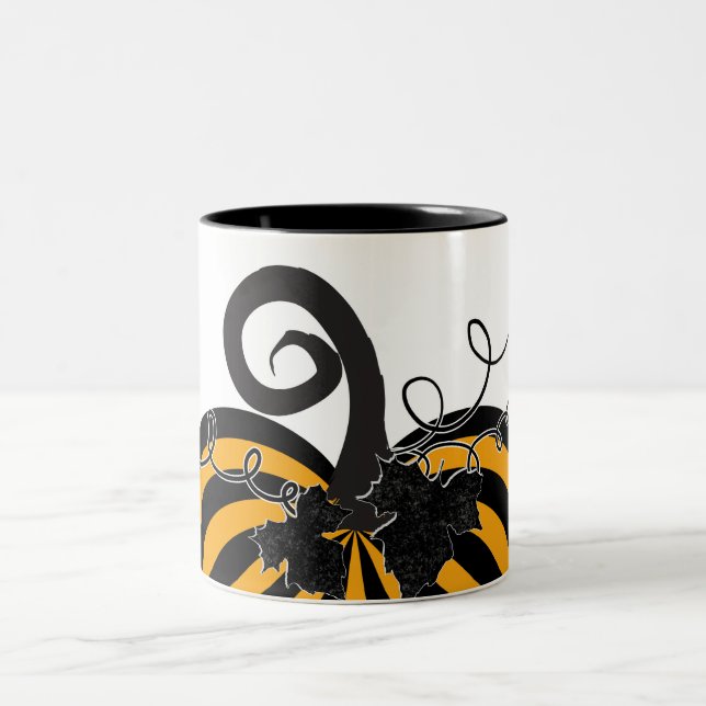 Schwarz Orange Striped Pumpkin Chic Herbst Zweifarbige Tasse (Mittel)