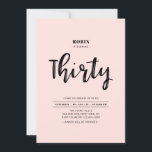Schwarz/Rosa | Einfaches 30. Geburtstags-Party Einladung<br><div class="desc">Feiern Sie Ihren besonderen Tag mit dieser stilvollen 30. Party Einladung. Dieses Design verfügt über ein chic Pinselskript mit einem sauberen Layout auf einem rosa Hintergrund. Weitere Designs gibt es in meinem Shop BaraBomDesign.</div>
