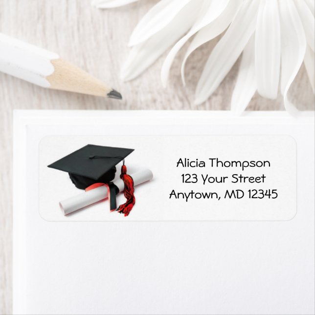 Schwarz-Rot-Graduierung-Cap und Tassel-Adresse (Insitu)
