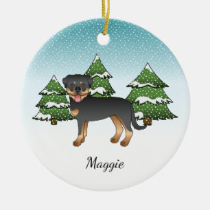 Schwarz-roter Rottweiler Hund in einem Winterwald Keramik Ornament