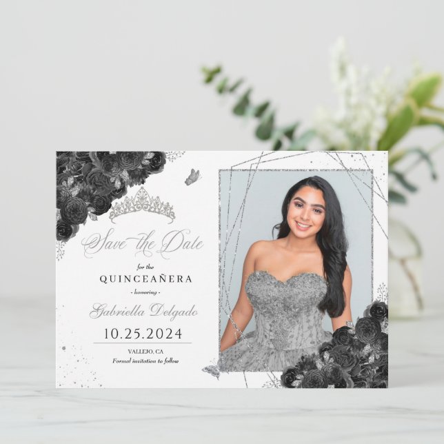 Schwarz & Silber Fotokarte Quinceañera Save the Da Einladung (Stehend Vorderseite)