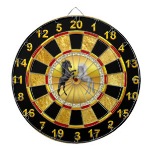 Schwarz und ein weißes Pferd, das kämpft Dartscheibe