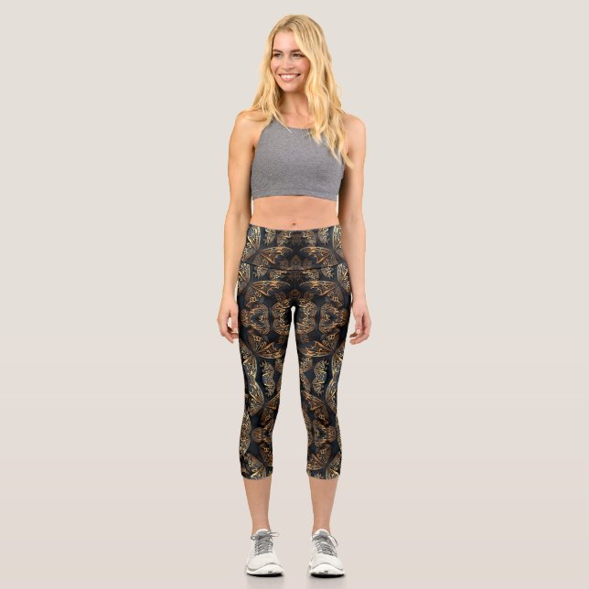 Schwarz und Golden Butterfly Nahtloses Pattren Capri Leggings (Vorderseite)