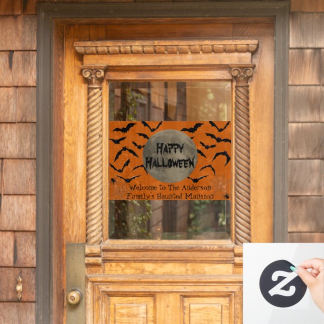 Schwarz und Orange Spooky Typografie Happy Hallowe Fensteraufkleber (Haustür)