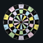 Schwarz und Pastellfarben Dartscheibe<br><div class="desc">Schwarz-Pastellfarbenes Dart-Brettspiel mit 6 Messingdarbietungen</div>