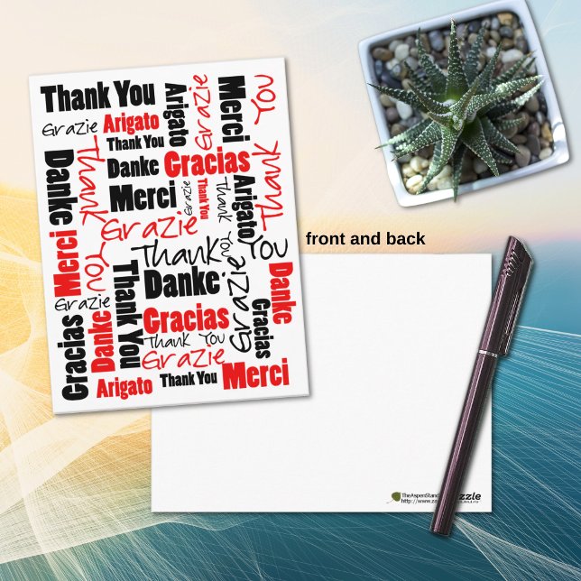 Schwarz und Rot Vielen Dank Word Cloud Postkarte (Front and back red and black multilingual thank you typography post card.)
